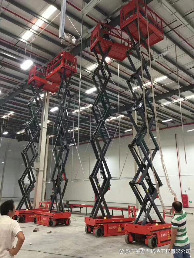 車(chē)載式云梯車(chē):吊籃車(chē)租賃:高空攝影:路燈維修:升降車(chē)出租